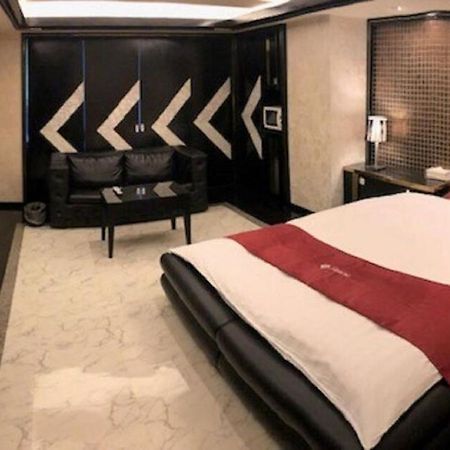 Prime Hotel Fulula プライムホテル フルーラ (Adults Only) Osaka Exterior foto